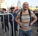 Kritische Russische journalist zet eigen dood in scène om te ontsnappen aan huurmoordenaars