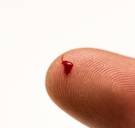 Dankzij 'slimme' contactlens hoeven diabetespatiënten straks minder vaak bloed te prikken