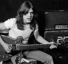 Malcolm Young, het kloppende hart van AC/DC is niet meer