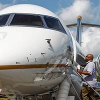 Trump wil landen die olie kopen van Cuba treffen met invoerheffing en dreigt ook met straftarief op Canadese vliegtuigen