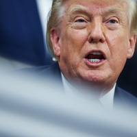 Vier doden bij Amerikaanse aanval op vermoedelijke drugsboot in Caraïben • Trump haalt uit naar AI-critici en kondigt ‘AI Force’ aan in Amerikaanse leger
