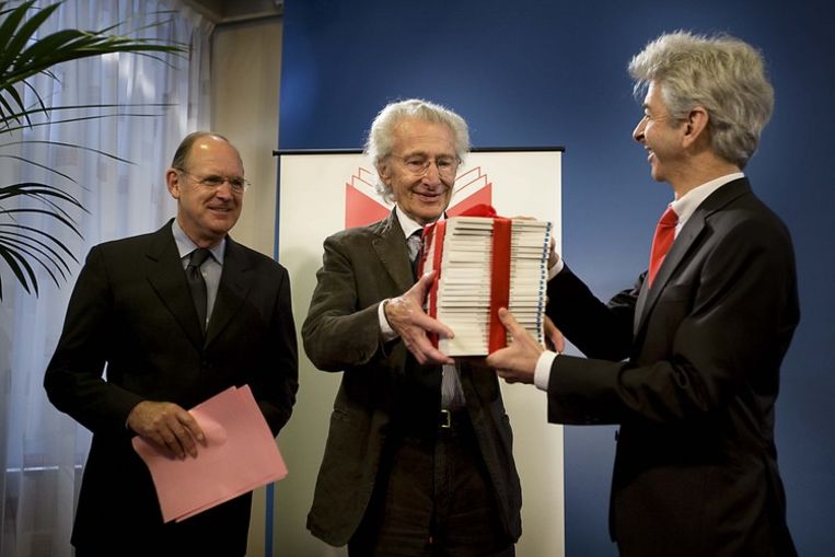 Plasterk Neemt Twee Vrouwen In Ontvangst Het Parool