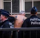 Brusselse politie arresteert 51 demonstranten tijdens verboden extreemrechtse mars 