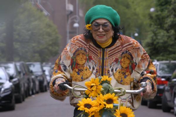 Close Up: Diva Fong Leng