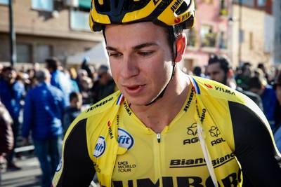 Groenewegen sprint naar zege in slotrit ronde van Valencia
