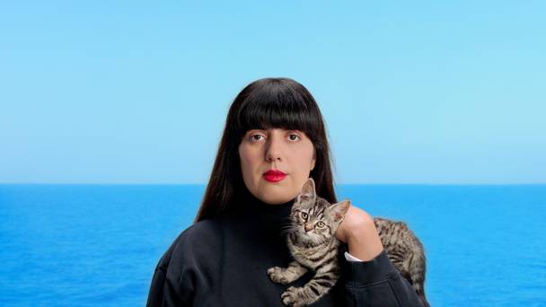 2Doc Kort: Kitten of vluchteling?