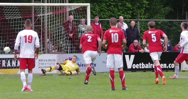 53-jarige Geno Mijnen debuteert in hoofdklasse