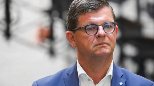 Tommelein pleit voor strenge vervolging van baldadige toeristen