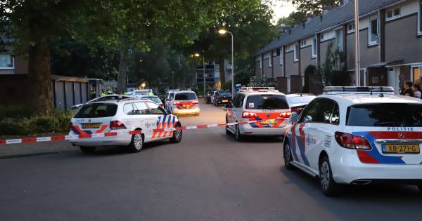 Buurt geschokt na gewapende confrontatie in Hengelo: ‘Ben zelf bedreigd door die gasten': HENGELO