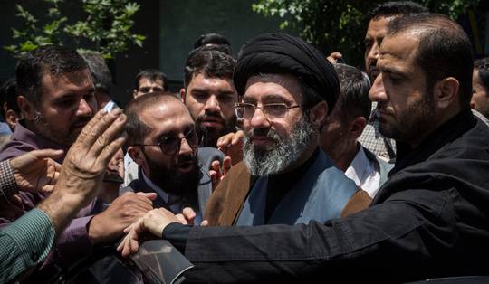 Israël noemt nieuwe Iraanse ayatollah ‘een tiran’ en ‘een doelwit’ • Poetin: ‘Rusland bereid Europa olie te leveren in sterk verstoorde markt’