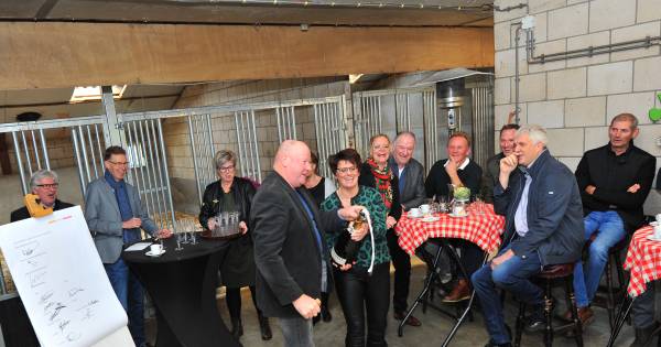 Lege stallen in Elsendorp bijna klaar voor nieuw leven