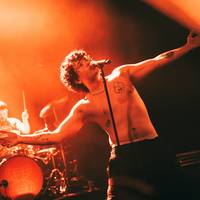 In de AB verlegde Stone een steentje: tijd om deze band serieuzer te nemen ★★★☆☆