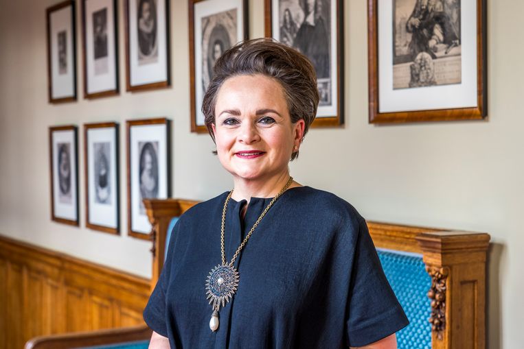 Nieuwe staatssecretaris Alexandra van Huffelen kan met strakke hand toeslagenstelsel hervormen