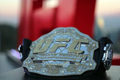 Veronica haalt UFC-rechten binnen