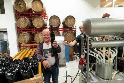 Restauranthouders willen niet kiezen tussen al die aardige wijnboeren, dus maakt Groesbeek een ‘blend’