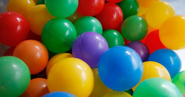 Ikea Schrapt Ballenbak Voor Volwassenen Uit Angst Voor Massale Belangstelling Binnenland Ad Nl