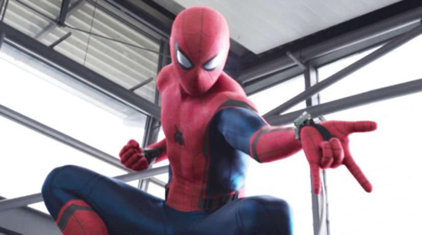 Spidey versus Vulture in teaser Spider-Man: Homecoming