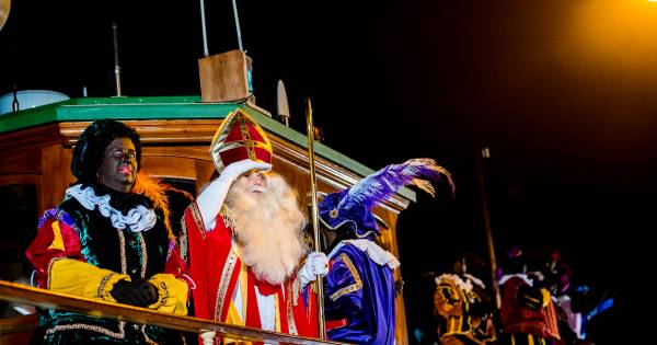 Crowdfunding Voor Intocht Met Zwarte Piet Die Moet Zwart Blijven En Het Liefst Zo Zwart Mogelijk Rotterdam Ad Nl