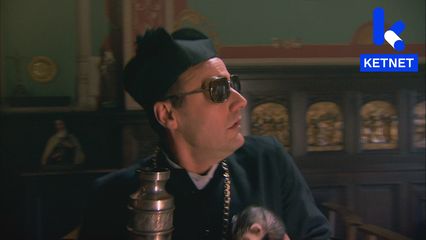 13. De Kerkgangster
