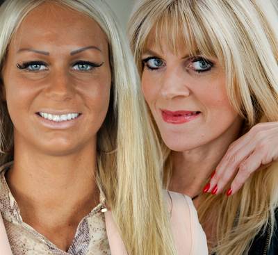 Barbie onderhandelt met Kim Holland over carrière als pornoactrice