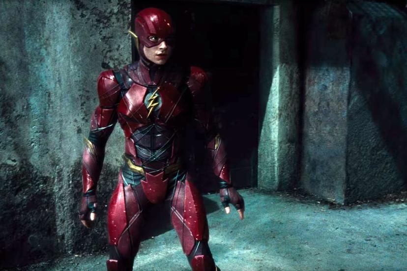 Ezra Miller als The Flash