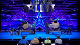 De Vliegende Bompa's doen de monden openvallen