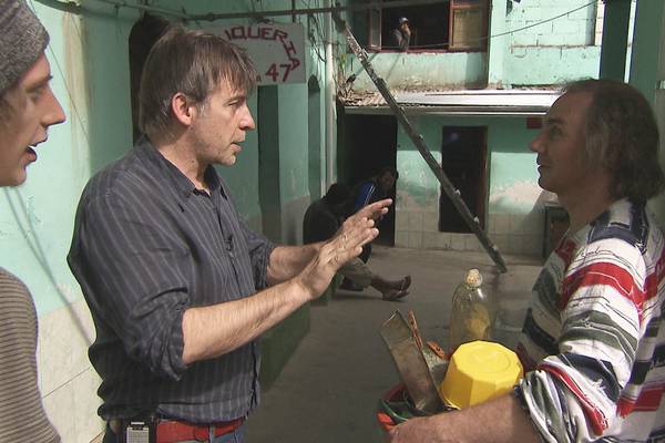 Alloo In de Buitenlandse Gevangenis