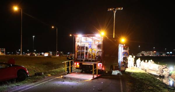 Dat besef dat je ouders toch wel heel veel geluk hebben gehad #dankbaar  Wonder boven wonder slechts lichtgewonden na frontale aanrijding op weg langs A12 in Ede .