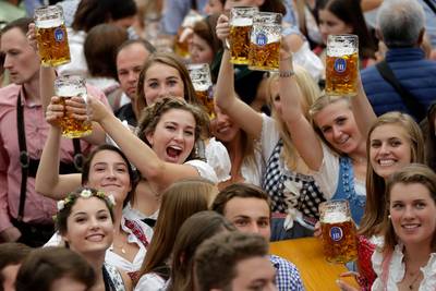 Oktoberfest München: 100.000 pullen onderschept op weg naar buiten