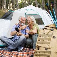 Op de camping: zó zorg je ervoor dat je spullen niet uit je tent worden gestolen 
