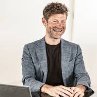 VDAB-bestuurder Wim Adriaens: ‘Ik geloof niet in het verhaal dat je eerst gezond moet zijn voordat je weer kunt werken’