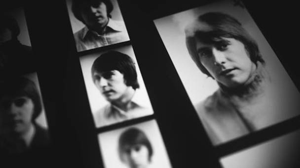 Bryan Ferry: Don't stop the Music