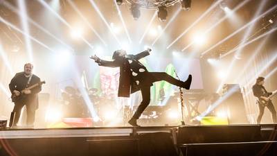 Rockband Marillion viert vakantie in Port Zélande met drieduizend fans