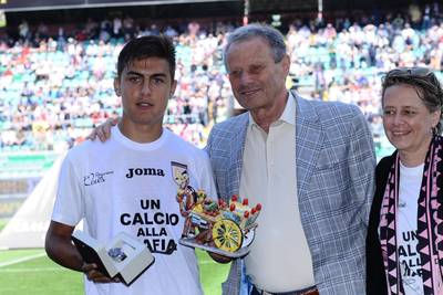 Voetbalclub Palermo voor tien euro verkocht