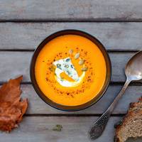 Met déze ingrediënten maak je je pompoensoep nog lekkerder
