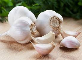 Drie tips om van je knoflookadem af te komen