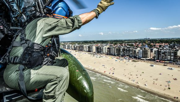 Wallpaper Drenkeling Gereanimeerd In De Haan Binnenland Nieuws Hln For Android