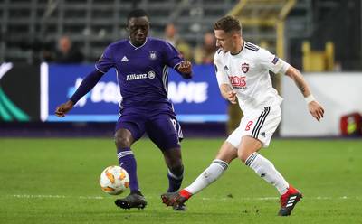 Vitesse aast op Dauda van Anderlecht