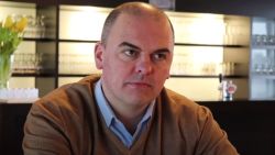 Voorzitter Roeselare jammert: “Spijtig dat nieuws over fusie nu openbaar is. Dit is confidentieel”