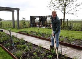 DIt is de beste manier om onkruid te wieden