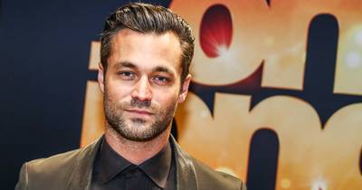 Jan showt zijn sixpack, Wesley is trots op Xess