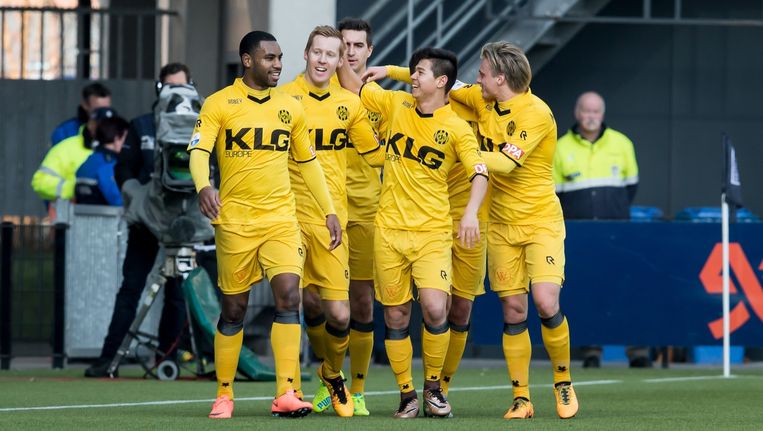 Roda Jc Haalt Uit Bij Heracles De Graafschap Weer Laatste De Volkskrant