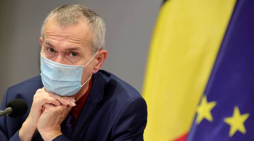 RECONSTRUCTIE. Zo ging het eraan toe in het Overlegcomité: “Vandenbroucke was ‘monsieur non’ aan tafel”