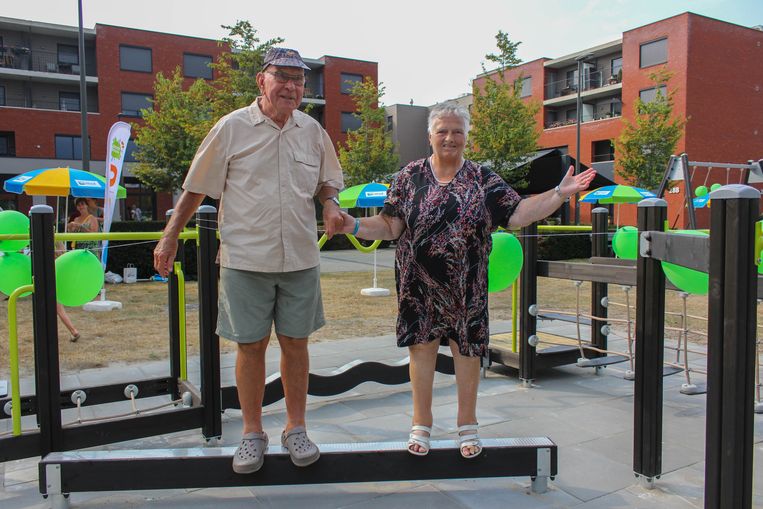 Nieuw plein laat jong en oud bewegen aan Ten Hove Mol In de buurt HLN