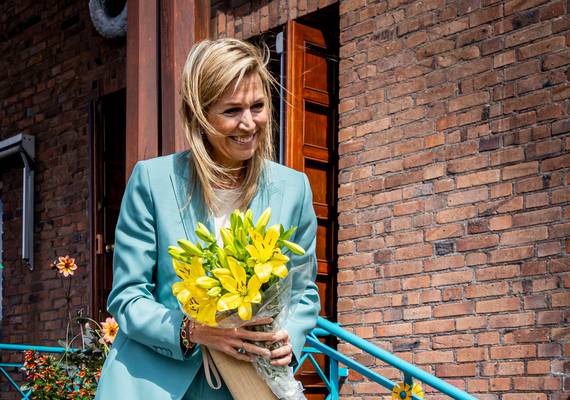 Máxima’s frisse lichtblauwe pak (maar dan voor een prikkie)