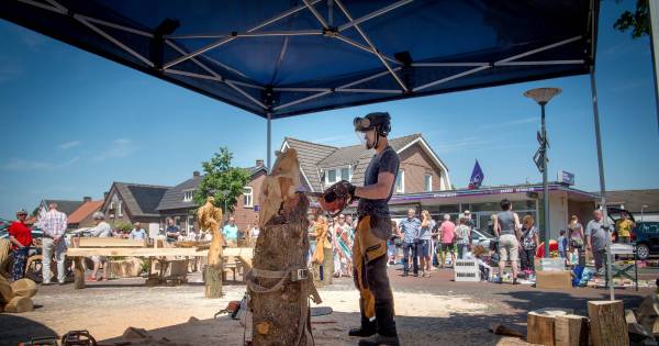Jaarmarkt Overasselt heeft steeds meer weg van een vrijmarkt