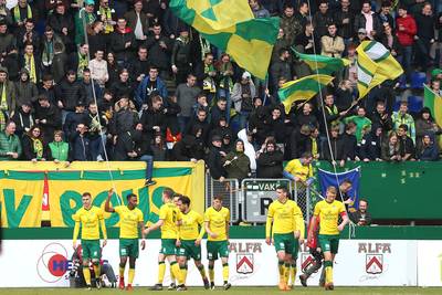 Fortuna blijft leider na makkelijke overwinning op Helmond Sport