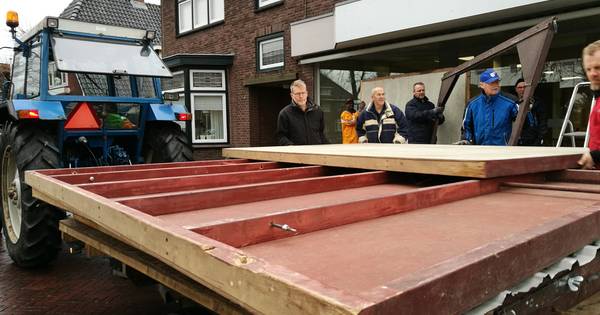 Traantje wegpinken om afgelast Historisch Schouwspel in Den Ham - Tubantia