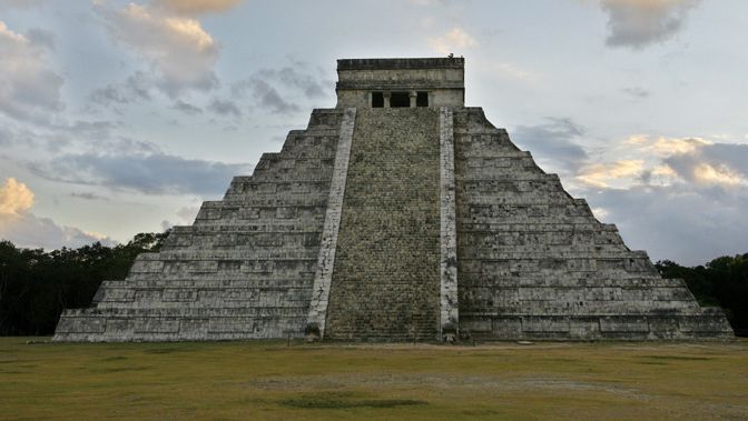 temple maya photo