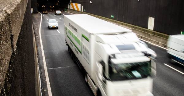 Ondernemers vrezen voor chaos bij renovatie van Heinenoordtunnel - BN DeStem